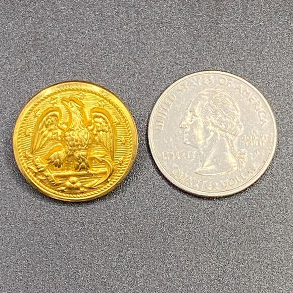 Navy Gold Tone Eagle with Anchor Waterbury Button Conn. Replacement Button (a4) - Picture 3 of 3